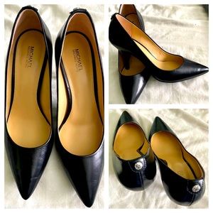 Michael Kors black dress shoe